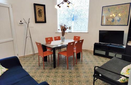 Alcamo Marina Apartamento | Modern apartment with sea view in Alcamo Marina