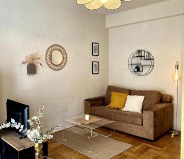 Saint-Sylvestre Apartamento | Modern apartment with balcony and AC walk to tramway near center