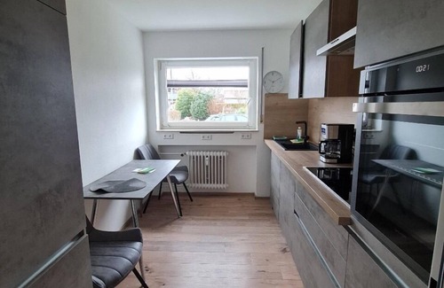 Eriskirch Apartamento | Modern apartment with balcony 5 minutes from Lake Constance.