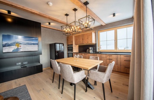 Hochkrimml Apartamento | Modern apartment with mountain view, sauna, and close to the slopes