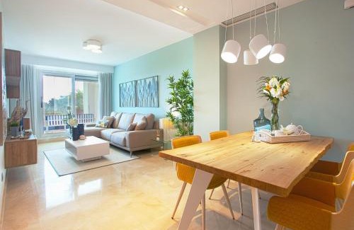 Ojen Apartamento | Modern Apartment with Pool