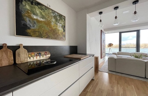 Urmitz Apartamento | Apartamento-De Lujo-Baño para personas con movilidad reducida-Vista al rio