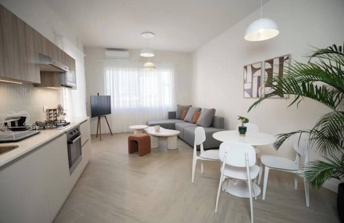 Achrafieh Apartamento | Modern Apt Balcony Achrafieh