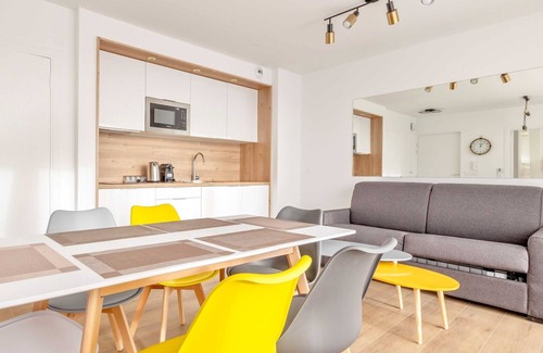 Champigny-sur-Marne Apartamento | Apartamento moderno con balcón, 6 personas, cerca de Disney/París