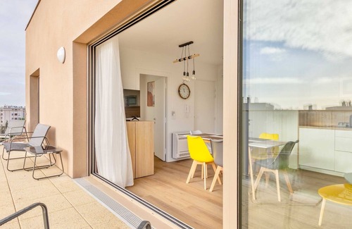 Champigny-sur-Marne Apartamento | Apartamento moderno con balcón, 6 personas, cerca de Disney/París