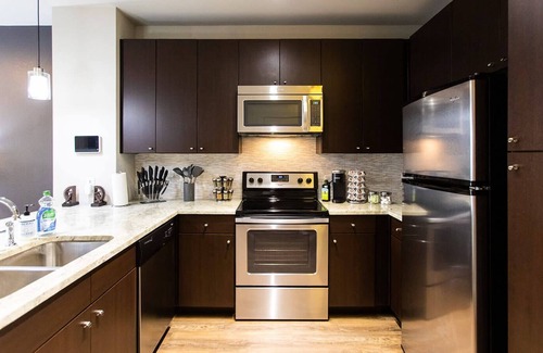 Knox - Henderson Apartamento | Modern Apt|Free Parking|Gym|King Bed