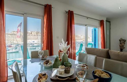 Kalkara Apartamento | Modern apt Kalkara seafront!