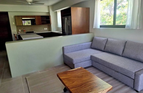 Playa Chahué Apartamento | Modern Apt with Pool - 5 Min walk to Chahue Beach
