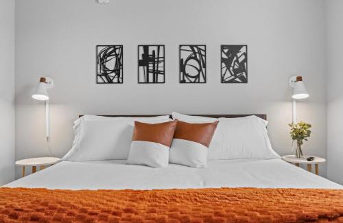 Rogers Apartamento | Modern Apt W Pool, Gym & Free "p"prime Location