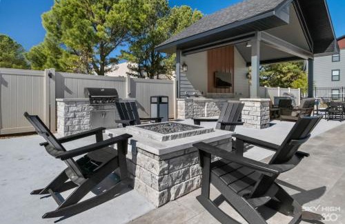 Rogers Apartamento | Modern Apt W Pool, Gym & Free "p"prime Location