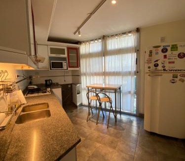 San Nicolás de los Arroyos Apartamento | Moderno piso con vista al río en zona residencial