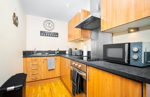 Theatreland Birmingham Apartamento | Modern Arcadian Center Apartment By Azura Nights