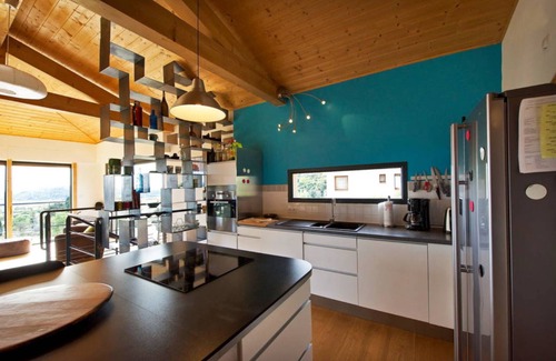 Corconne Casa | Casa de madera ecológica moderna del arquitecto.