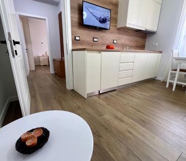 Korce Apartamento | Modern ArtDeco Apartment Korca CityCenter 2