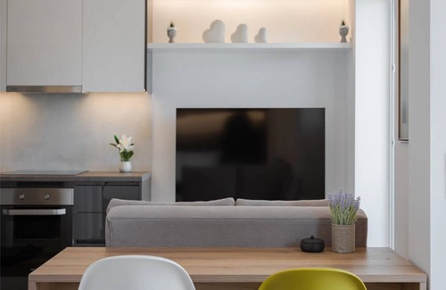Vouliagmeni Villa | Modern Athens Apartment | Apartment Luxe | 1 Bedroom | Balcony with Garden Views | Private Hot Tub | 200 m to Sea | Vouliagmeni