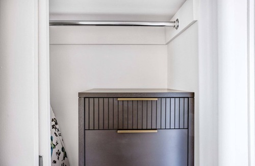 Prudential - St. Botolph Apartamento | Modern Back Bay 1BR w/ W/D & Gym, nr Copley T, by Blueground