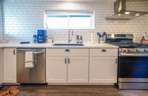 Dairy Casa | Modern Barndominuim on Peaceful 100 Acre Ranch