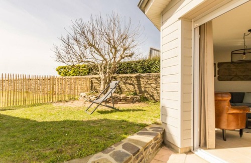 Barneville-Carteret Cabaña | Casa frente al mar con jardín, ideal familias, mascotas bienvenidas