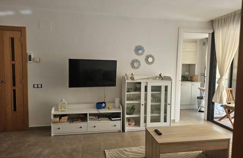 Segur de Calafell Apartamento | Modern beach apartment
