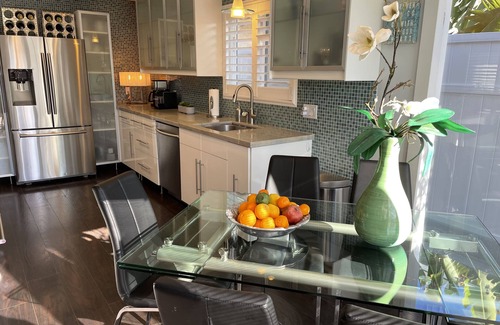 Oxnard Shores Casa | Modern Beach Bungalow, walk to beach, family and dog friendly