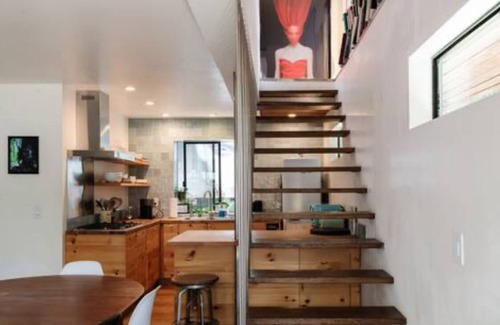 Venice Villa | Modern Beach House 2 blocks from the Ocean with Giant Rooftop Deck