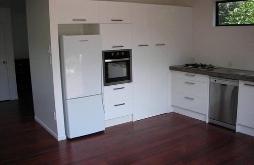 Whangarei Heads Casa | Lado de playa moderno Bach