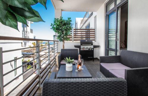 Big Bay Apartamento | Modern Beachfront 2 Bed Apartment 144 Eden on the Bay, Blouberg, Cape Town