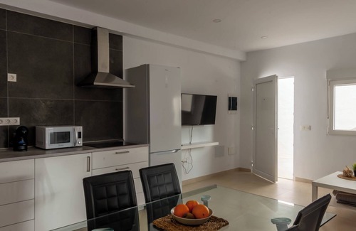 Arrieta Apartamento | Modern beachside apartment Punta Mujeres