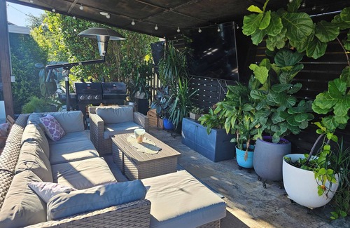 Golden Glades - The Woods Casa | Modern beautifully designed and decorated house with salt water pool and gazebo