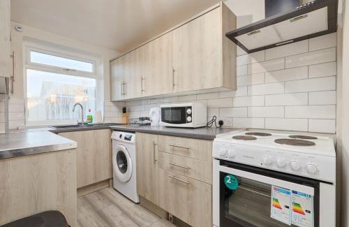Stockton-on-Tees Casa | Modern Bedroom Home in Stockton - Close to A19