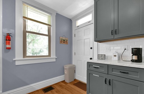 Olde Towne East Casa | Modern Boho🪴Style 1BR Near DT on Historic Street