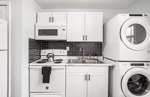 Wayne Casa | Modern Boho Villas 10 min Airpt.