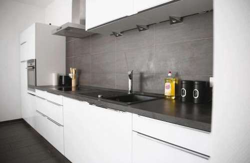Gasperich Apartamento | Modern & Bright 1BR Flat
