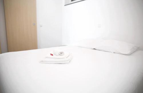 Gasperich Apartamento | Modern & Bright 1BR Flat