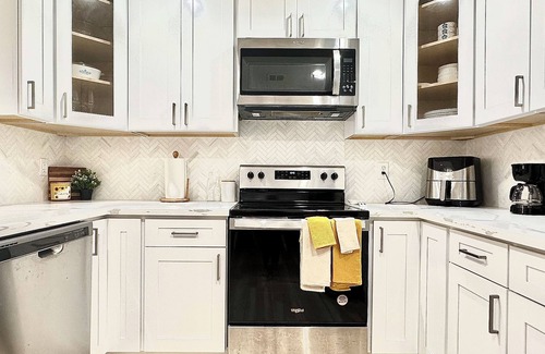 Pocket Casa | Modern, bright, and lovely house 8 min from Sacramento Downtown