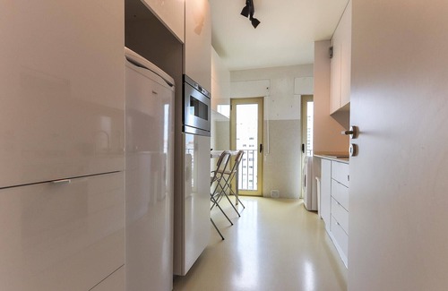 Casal da Ladeira Apartamento | Modern & Bright by Homing