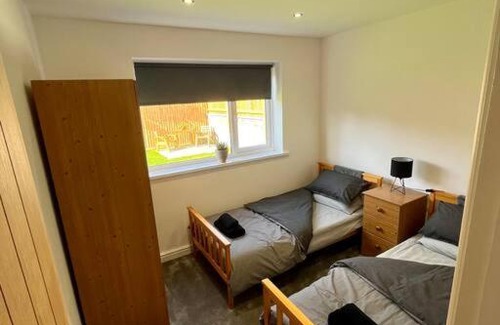 Neath Casa | Modern bungalow in good location