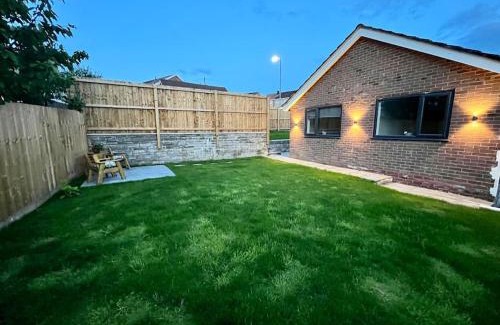 Neath Casa | Modern bungalow in good location
