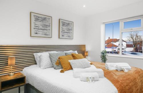 Maidstone Casa | Modern Bungalow in Maidstone sleeps 5 with free parking