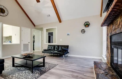 Hinesville Casa | Modern Bungalow near Ft. Stewart