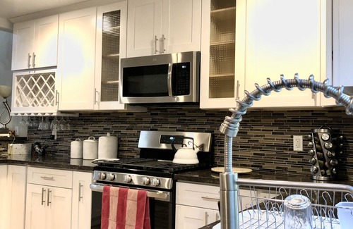Placerville Casa | Modern Cabin Get Away