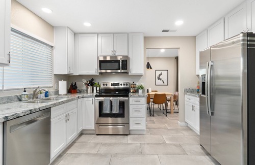 Westgreen Estates Casa | Modern Cactus - Heated Pool and Hot Tub
