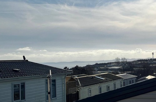 Exmouth Casa | Modern caravan within walking distance to the beach!