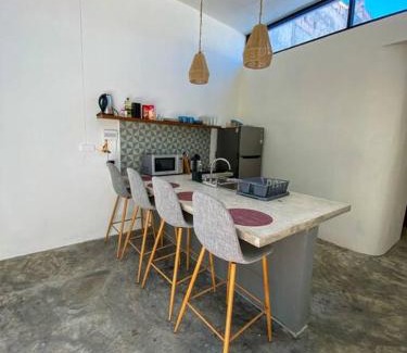 Mérida Casa | Modern Casa with Pool 7 mins from Centro 5min La Plancha Park
