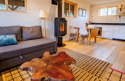 Hunter Cabina | Modern Catskills Getaway - Spacious 5 bedroom home in Hunter Mountain