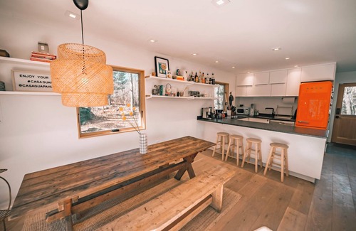 Hunter Cabina | Modern Catskills Getaway - Spacious 5 bedroom home in Hunter Mountain