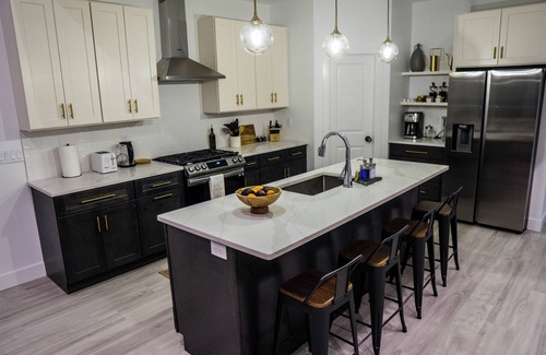 Narrowsburg Casa | Modern Catskills Hideaway w/ Hot Tub, Firepit, and BBQ Grill