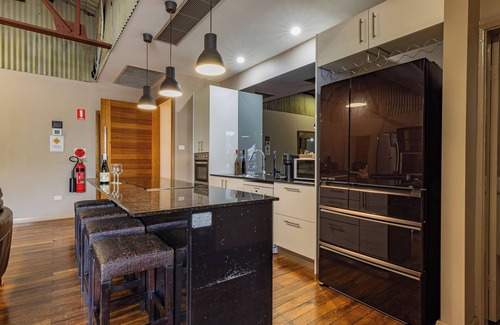 Newcastle West Apartamento | Modern CBD Apartment | Stylish