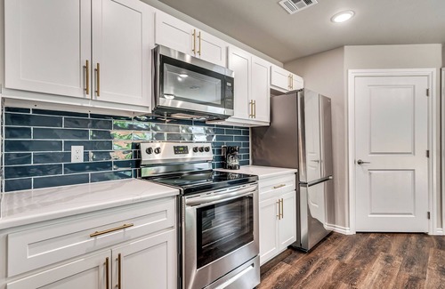 Central Oklahoma City Casa | Modern & Central 3BR Home in Central OKC – Ideal for Long-Term Stays
