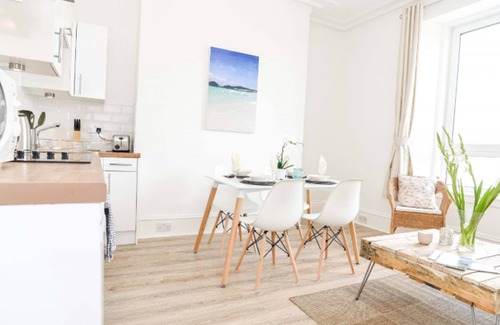 Central Aberdeen Apartamento | Modern Central Apartment